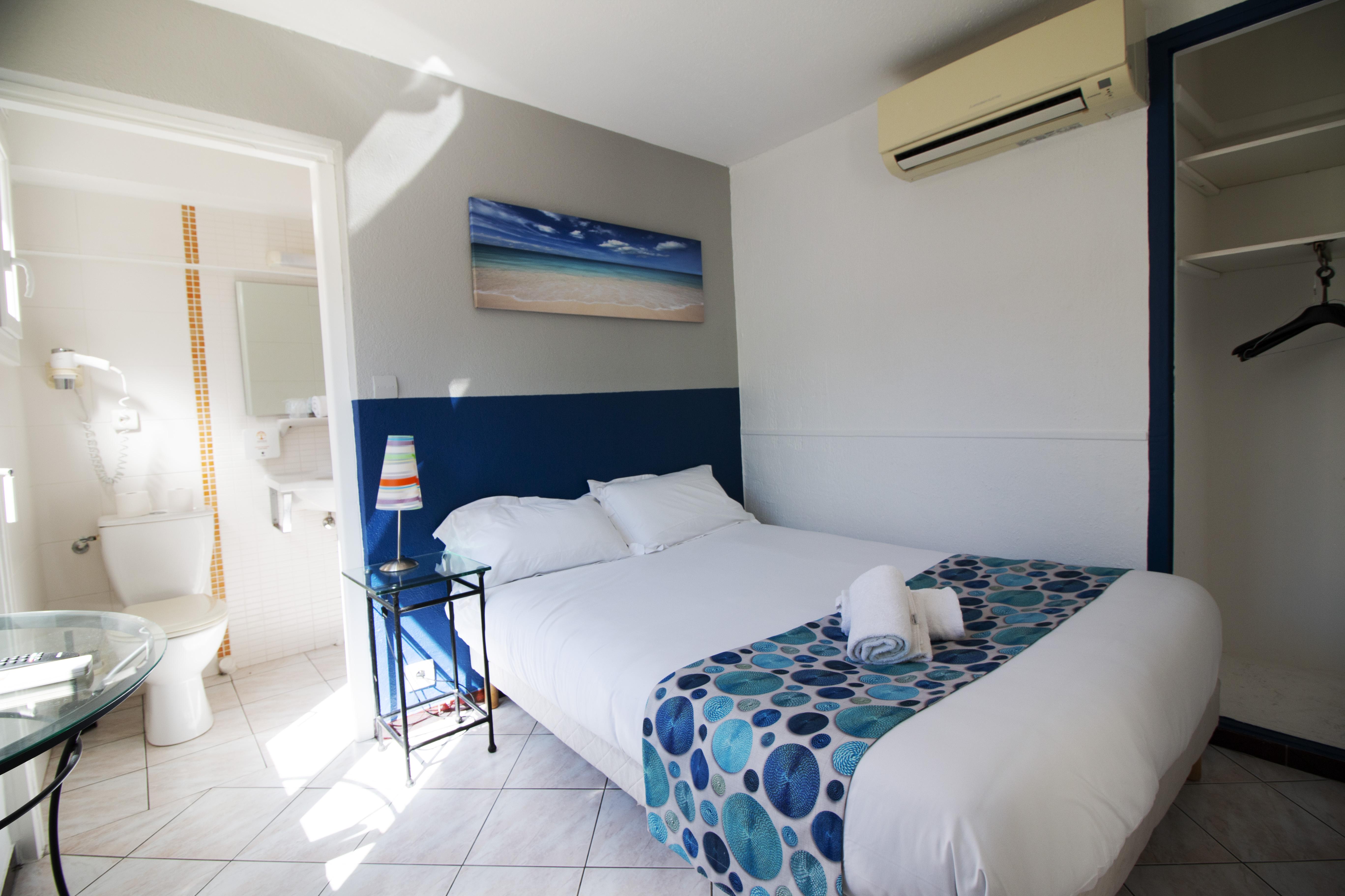 Hotel Bel Azur Six-Fours-les-Plages Exteriör bild
