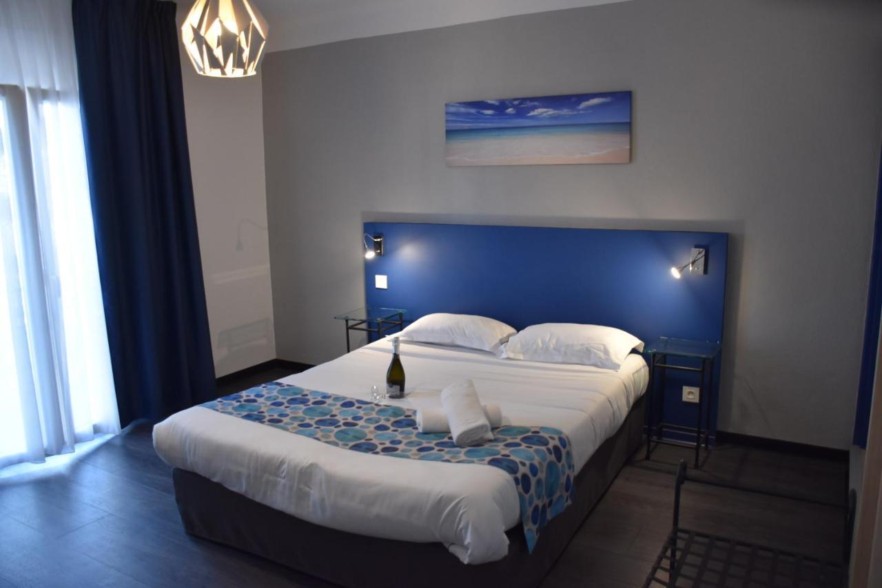 Hotel Bel Azur Six-Fours-les-Plages Exteriör bild